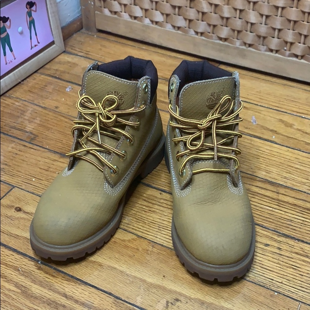 Timberlands Boots Shoes - Picture 3 of 10